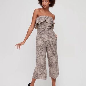 Aritzia Babaton Altamiro Strapless Wide Leg Jumpsuit Tan / Grey size 2